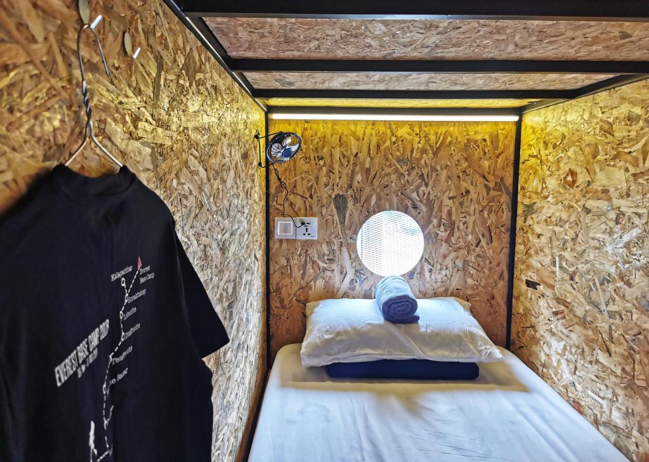The Cocoon Capsule Hotel Cameron Highlands Exteriör bild