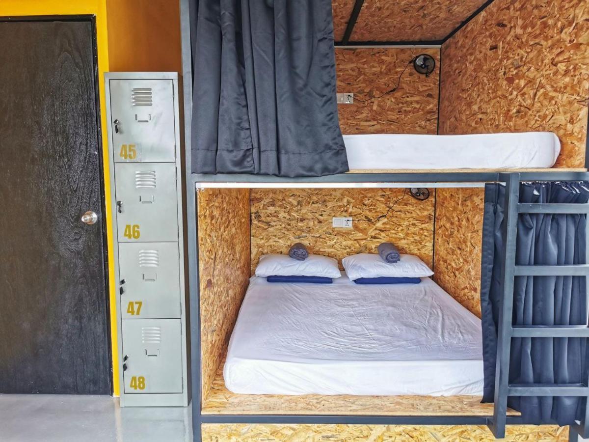 The Cocoon Capsule Hotel Cameron Highlands Exteriör bild