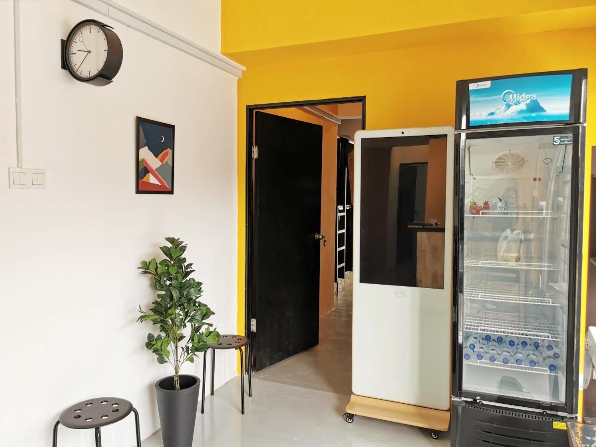 The Cocoon Capsule Hotel Cameron Highlands Exteriör bild