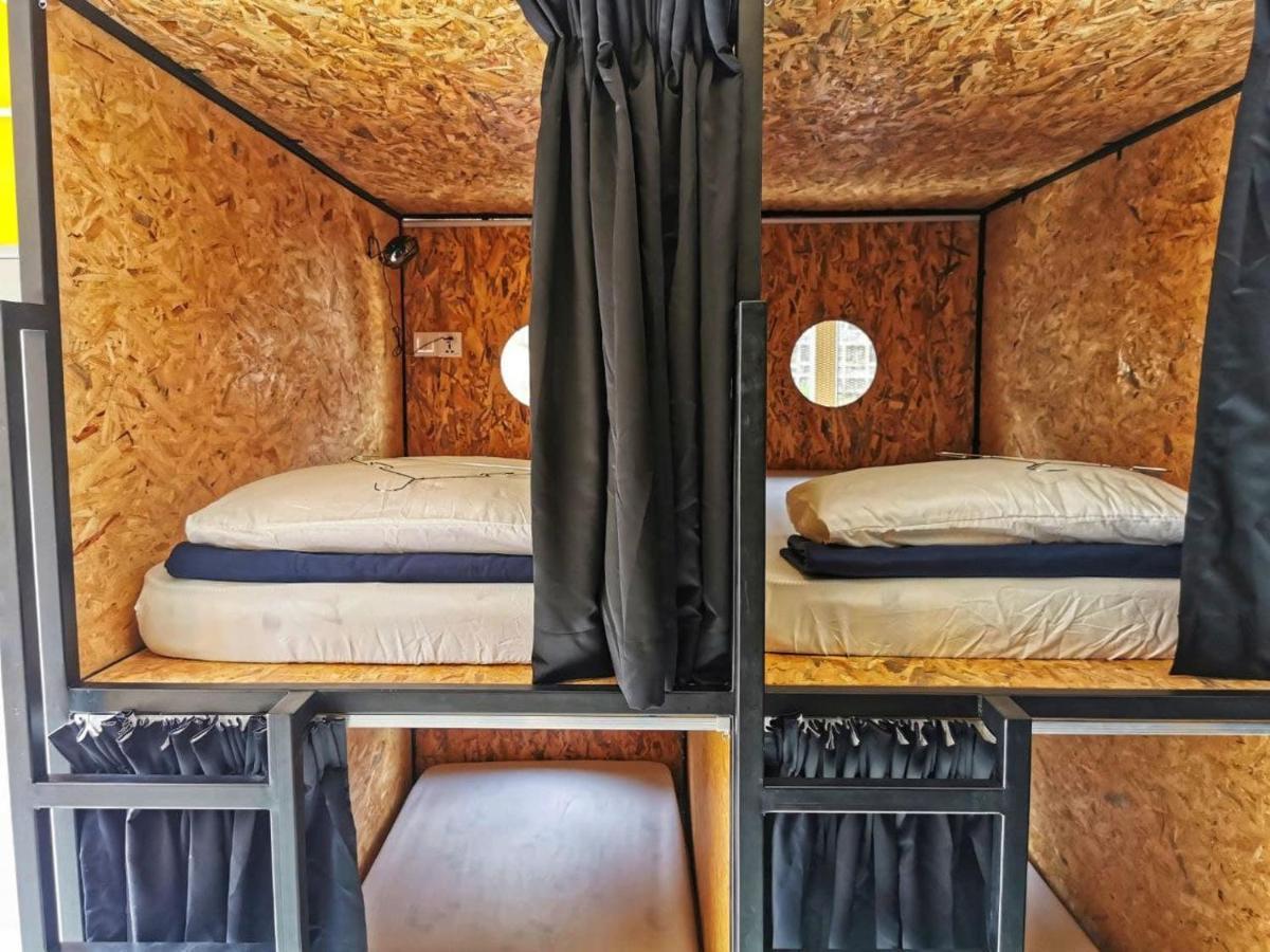 The Cocoon Capsule Hotel Cameron Highlands Exteriör bild