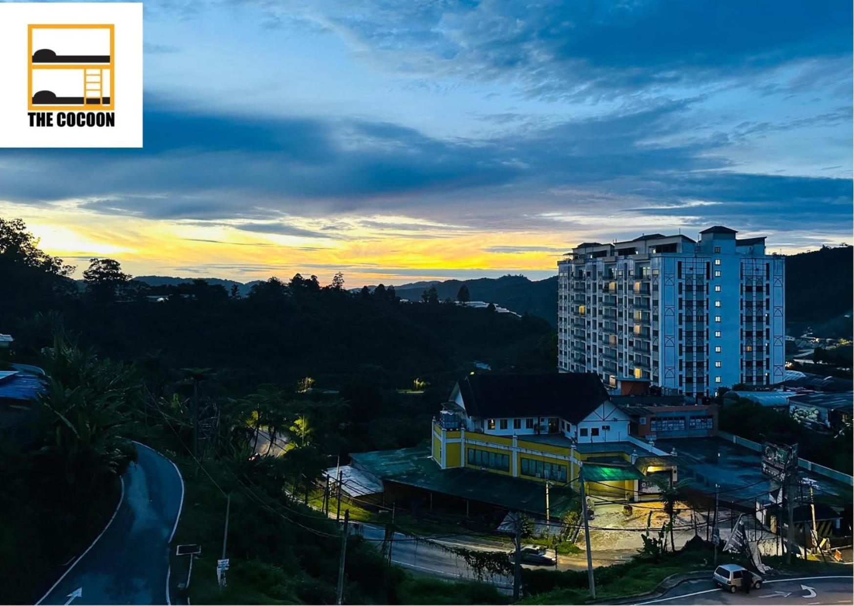 The Cocoon Capsule Hotel Cameron Highlands Exteriör bild